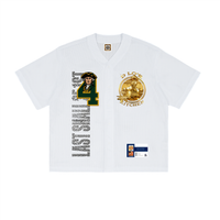 LS31st x D-Lo's Kitchen „Class of '03“ (Trophäen-Alternative) Varsity Button-Up Baseball-Trikot